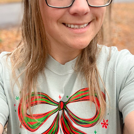 Coquette Christmas Bow Mama Tshirt