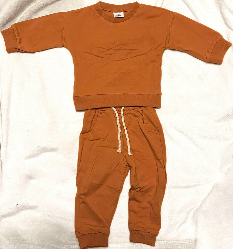 Load image into Gallery viewer, Sweat shirt &amp; pants outfit
