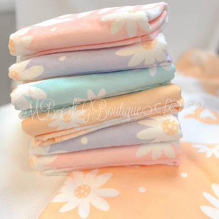 Personalized Daisy Towels