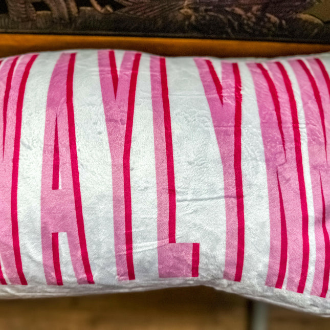 Snuggle Me Shadow Block Travel Pillows