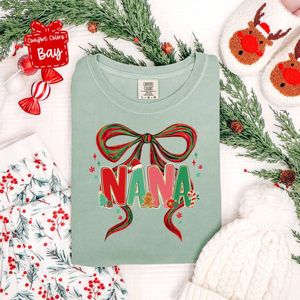 Coquette Christmas Bow Mama Tshirt