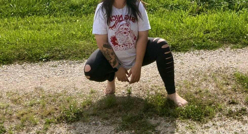 Load image into Gallery viewer, Distressed Leggings

