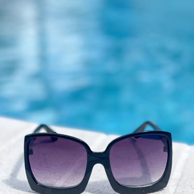 “Big Dreams” Black Square Sunglasses
