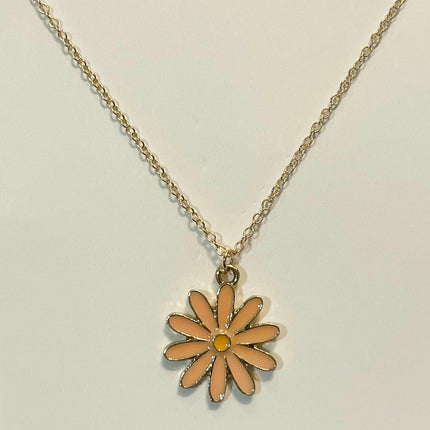 Flower Pendant necklace